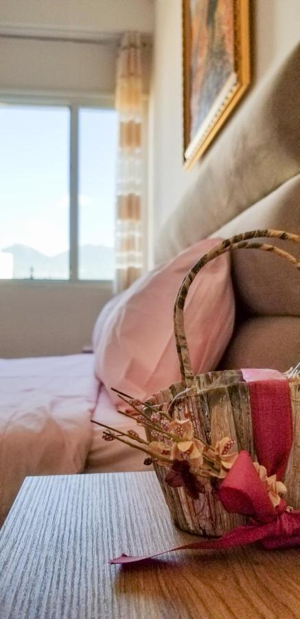 City Center Cute And Comfy Apartment - Ajia Apartments 티라나 외부 사진
